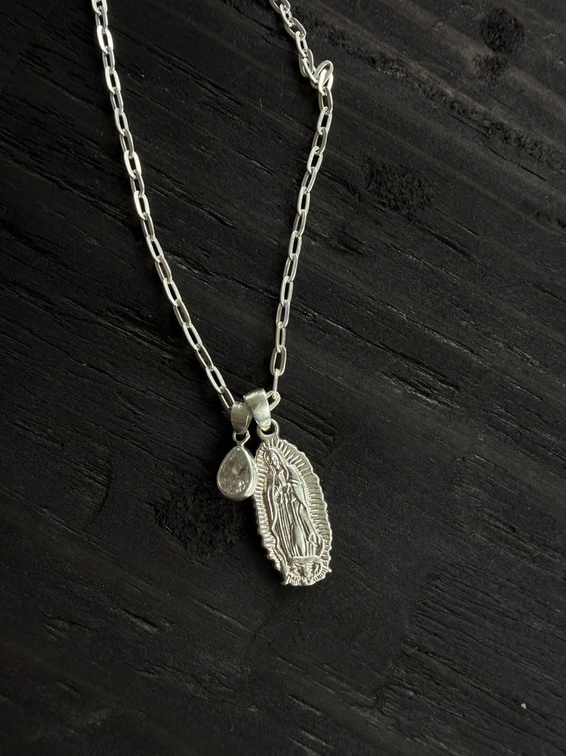 Collar eslabón con Virgen de Guadalupe y dije